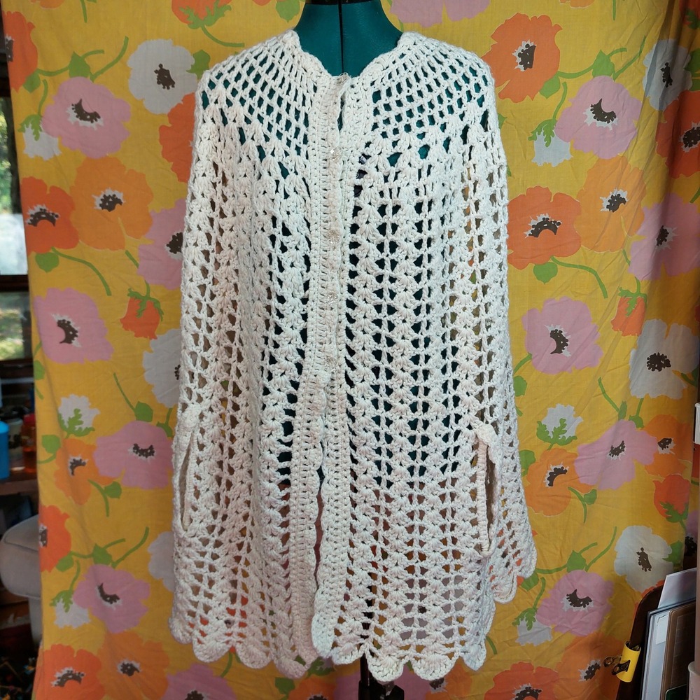 Vintage Handmade Crochet Cape Cream Button Front Hand Openings Scalloped Hem